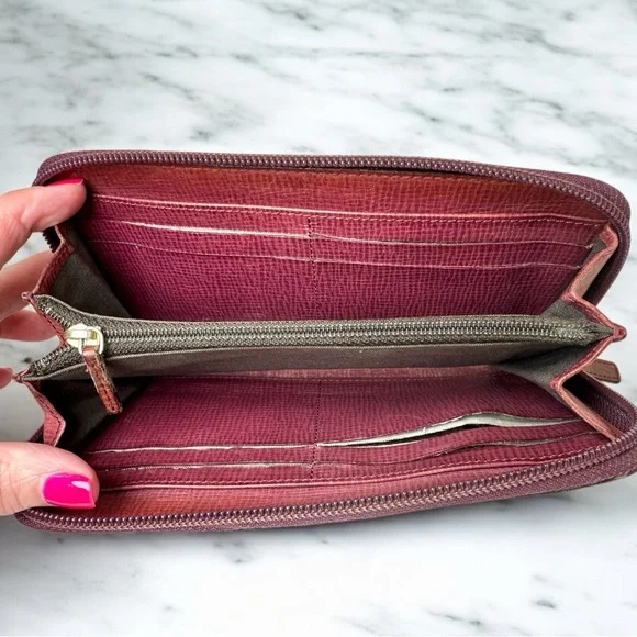 💜Purple Fendi Zucca Zip-around Wallet-interior wear - Picture 6 of 13